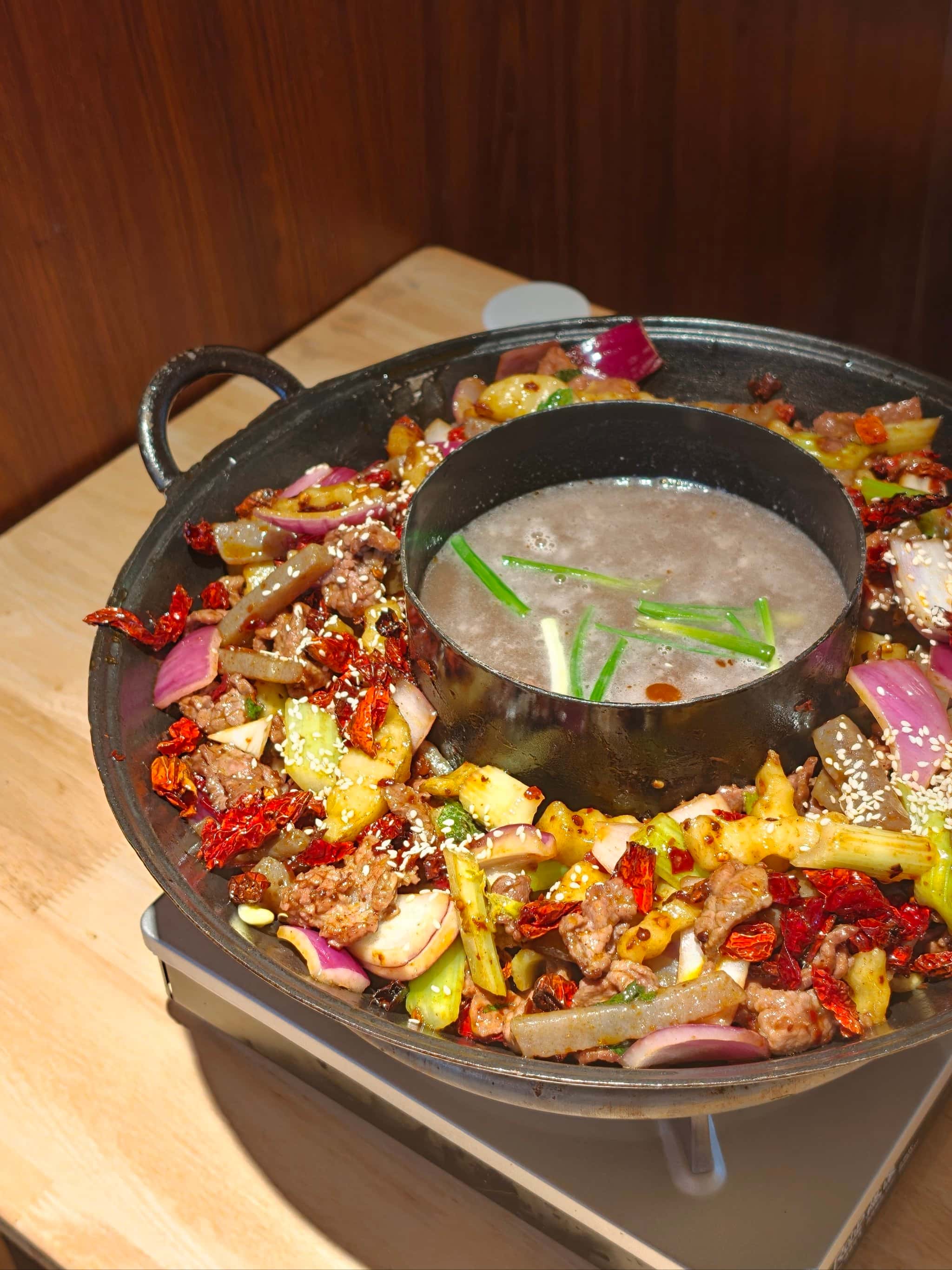 贵味鲜贵州干锅牛肉馆(西乡店) 点评图片 1